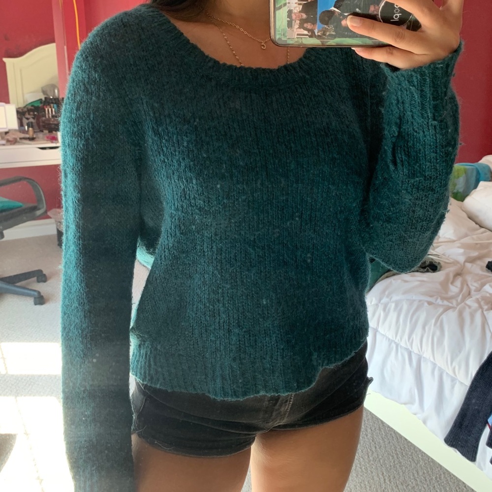 ✨2/$20✨ Green Knit Sweater